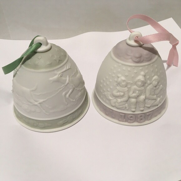 Vintage Christmas LLADRO BELLS 2 Porcelain Santa Children 1987 1988 Ornaments - Picture 8 of 8